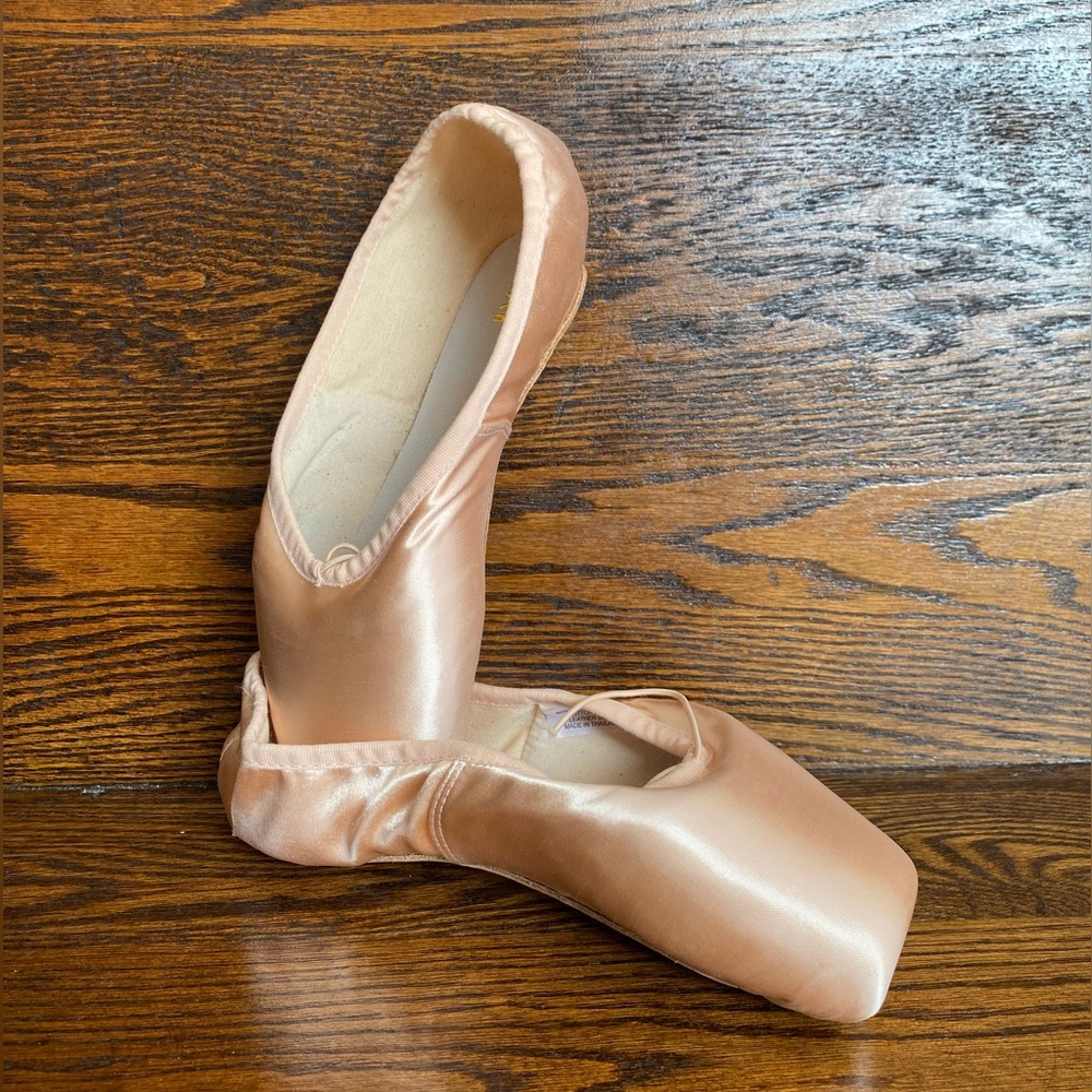 New Bloch Hannah Strong Pointe Shoes Ballet Pink 6.5 3X